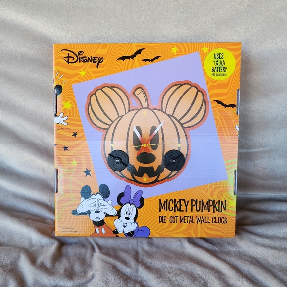 DISNEY Mickey Mouse Pumpkin Wall Clock - Picture 4 of 7